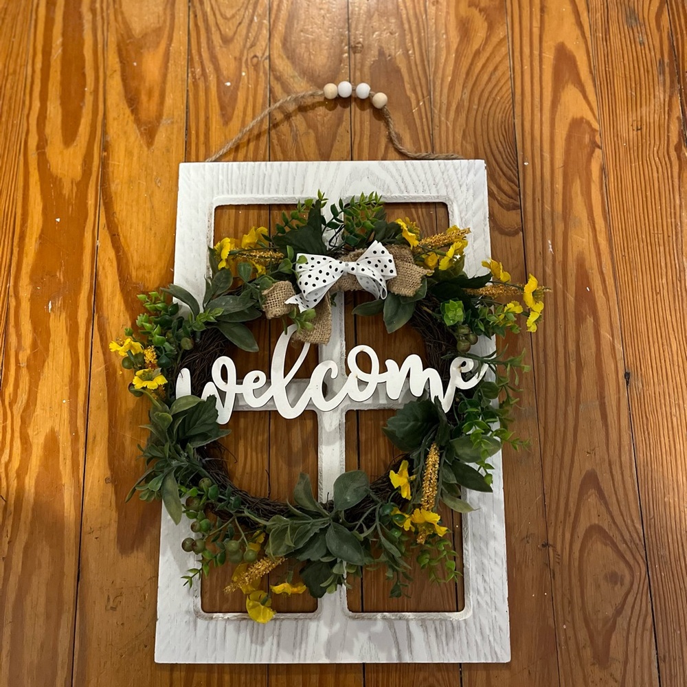 Welcome Spring Wreath Wall Hanging - Yellow & Green